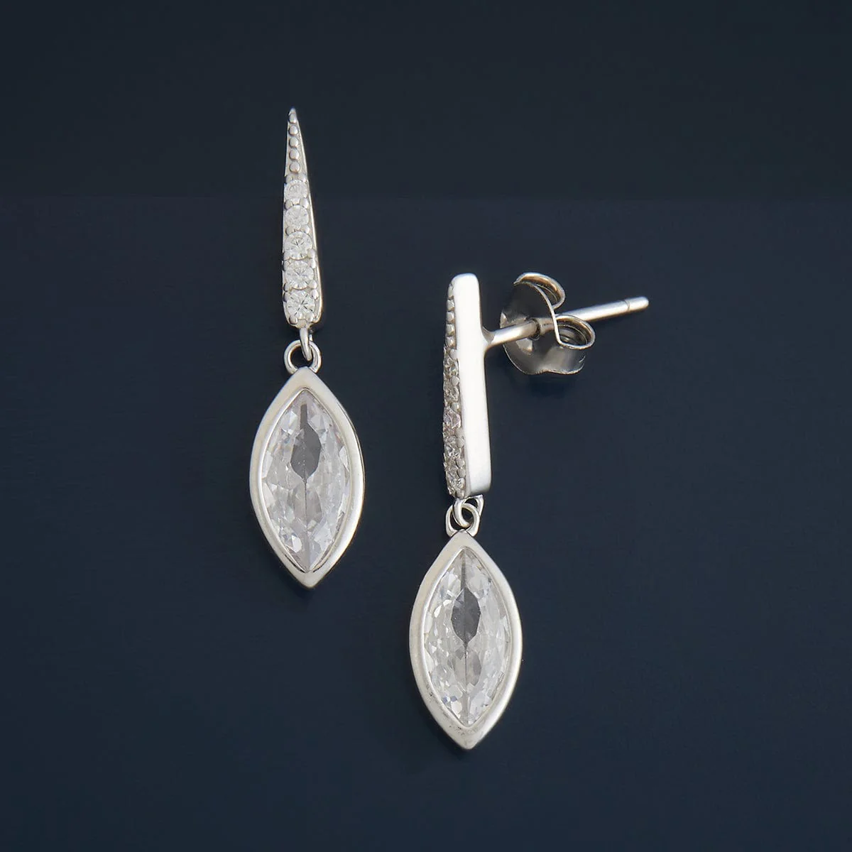 92.5 Silver Earring 180622 - Image 4