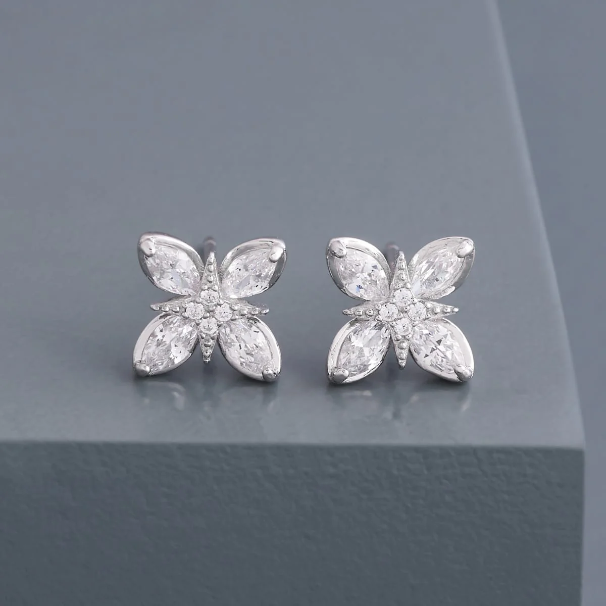 92.5 Silver Earring 194517 - Image 2