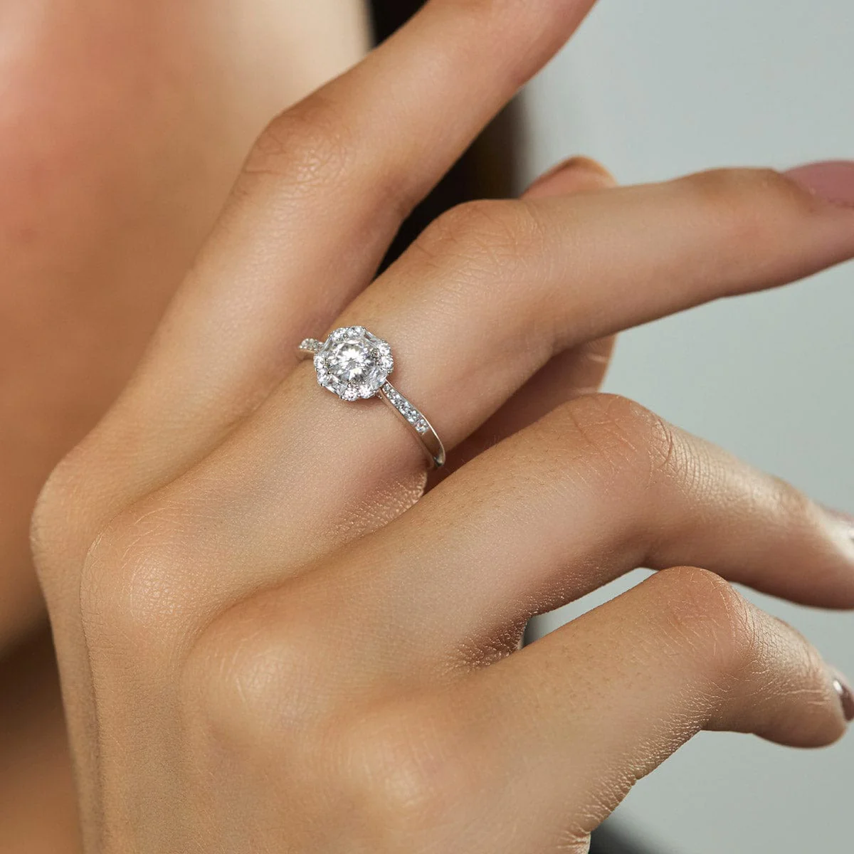 92.5 Silver Finger Ring 176672 - Image 2