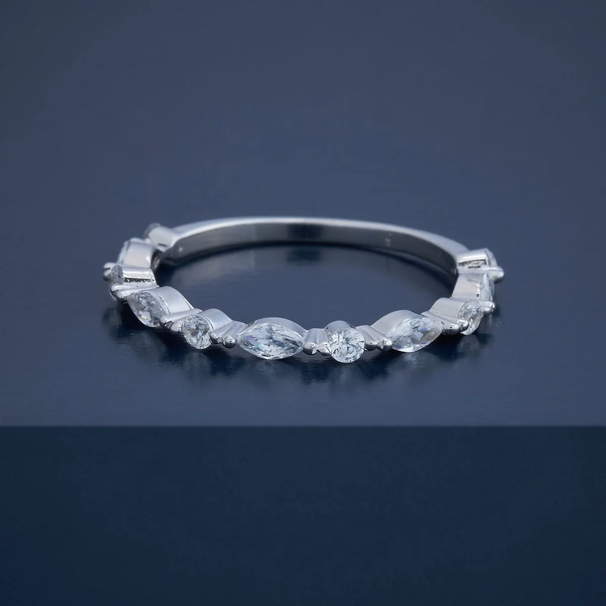 92.5 Silver Finger Ring 180943 - Image 3