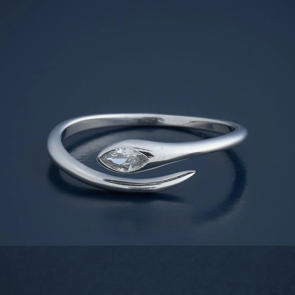 92.5 Silver Finger Ring 182926 - Image 3