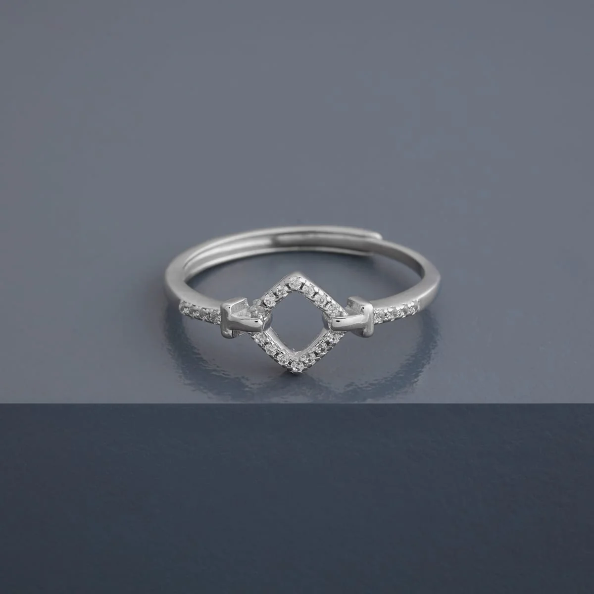 92.5 Silver Finger Ring 194591 - Image 6