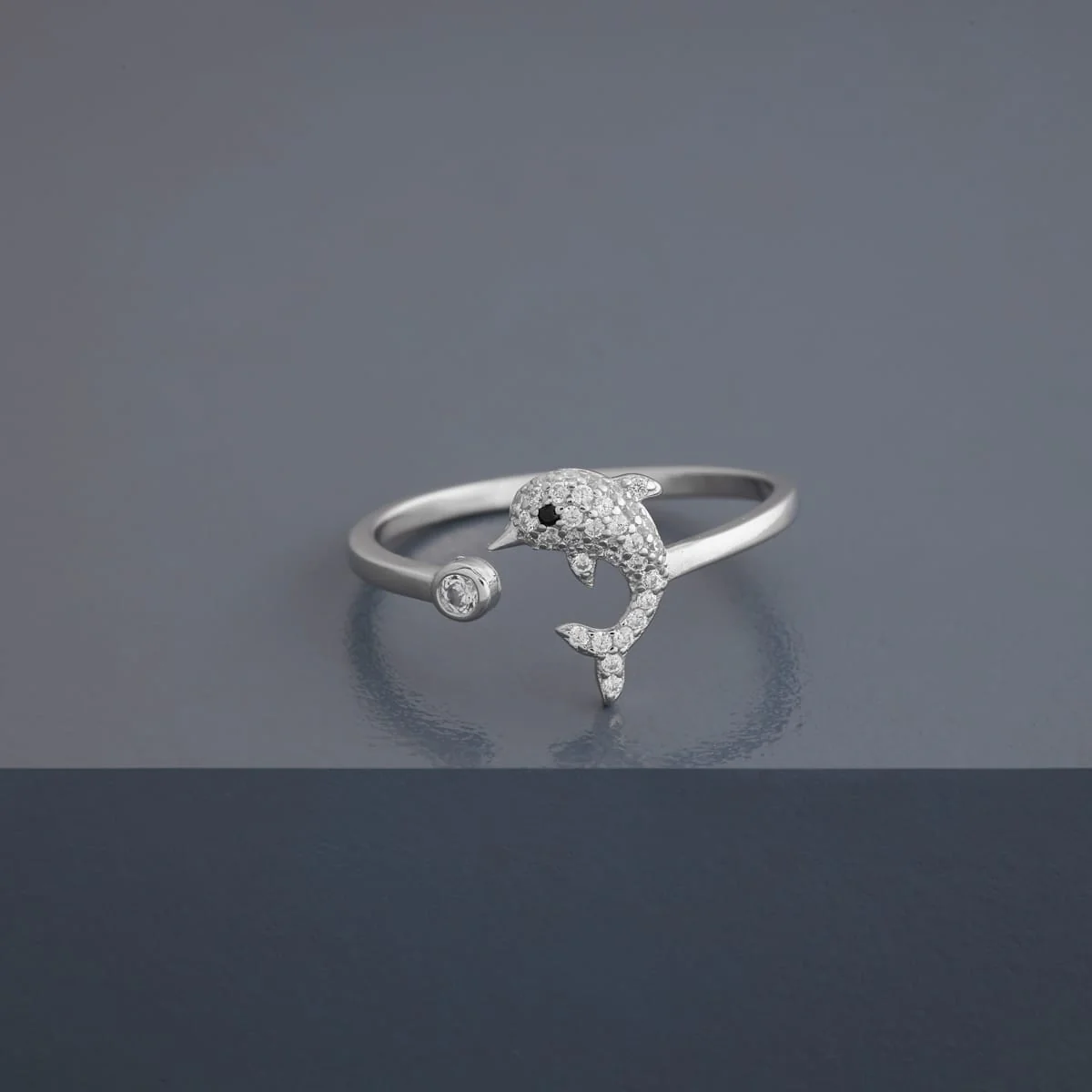 92.5 Silver Finger Ring 194598 - Image 6