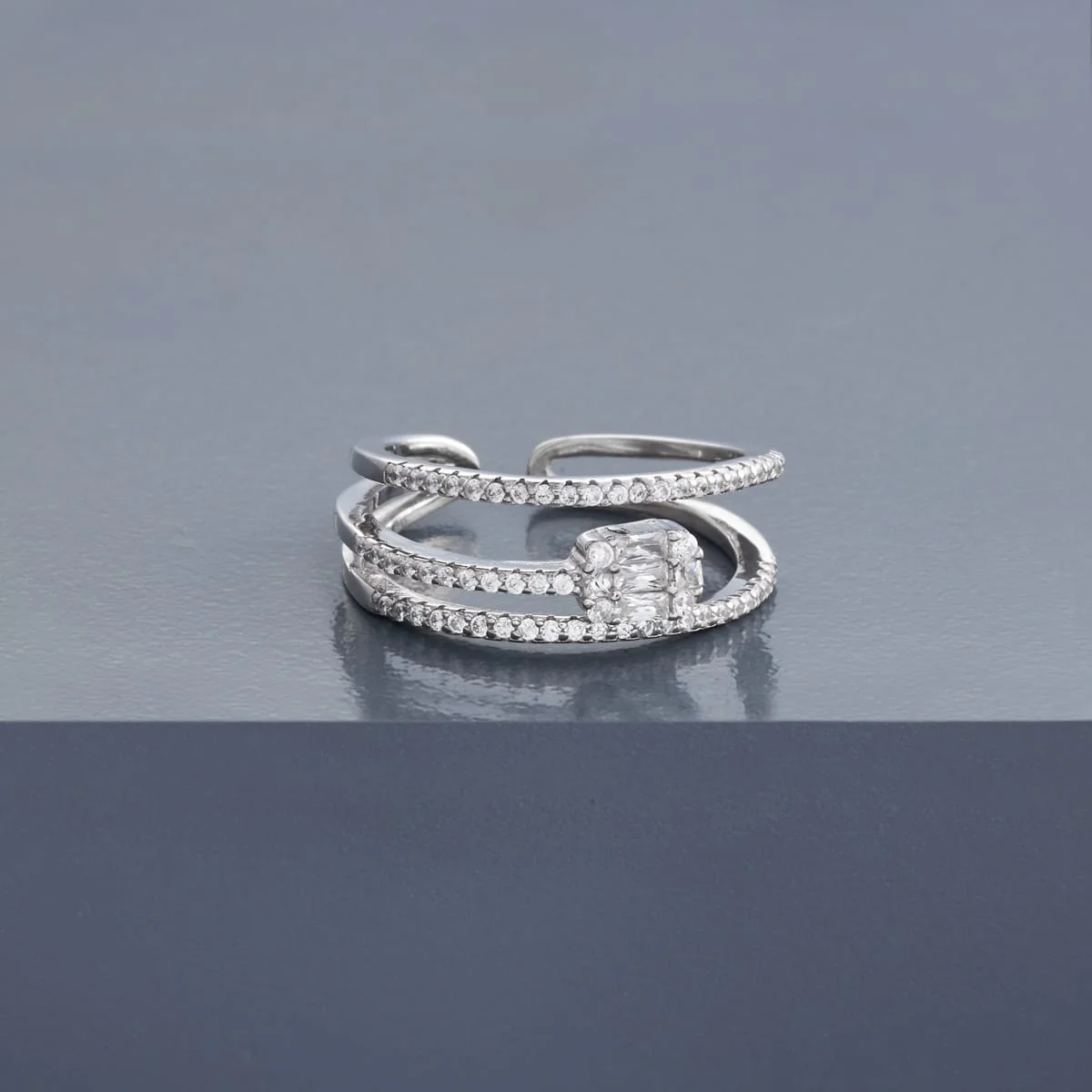 92.5 Silver Finger Ring 194840 - Image 6