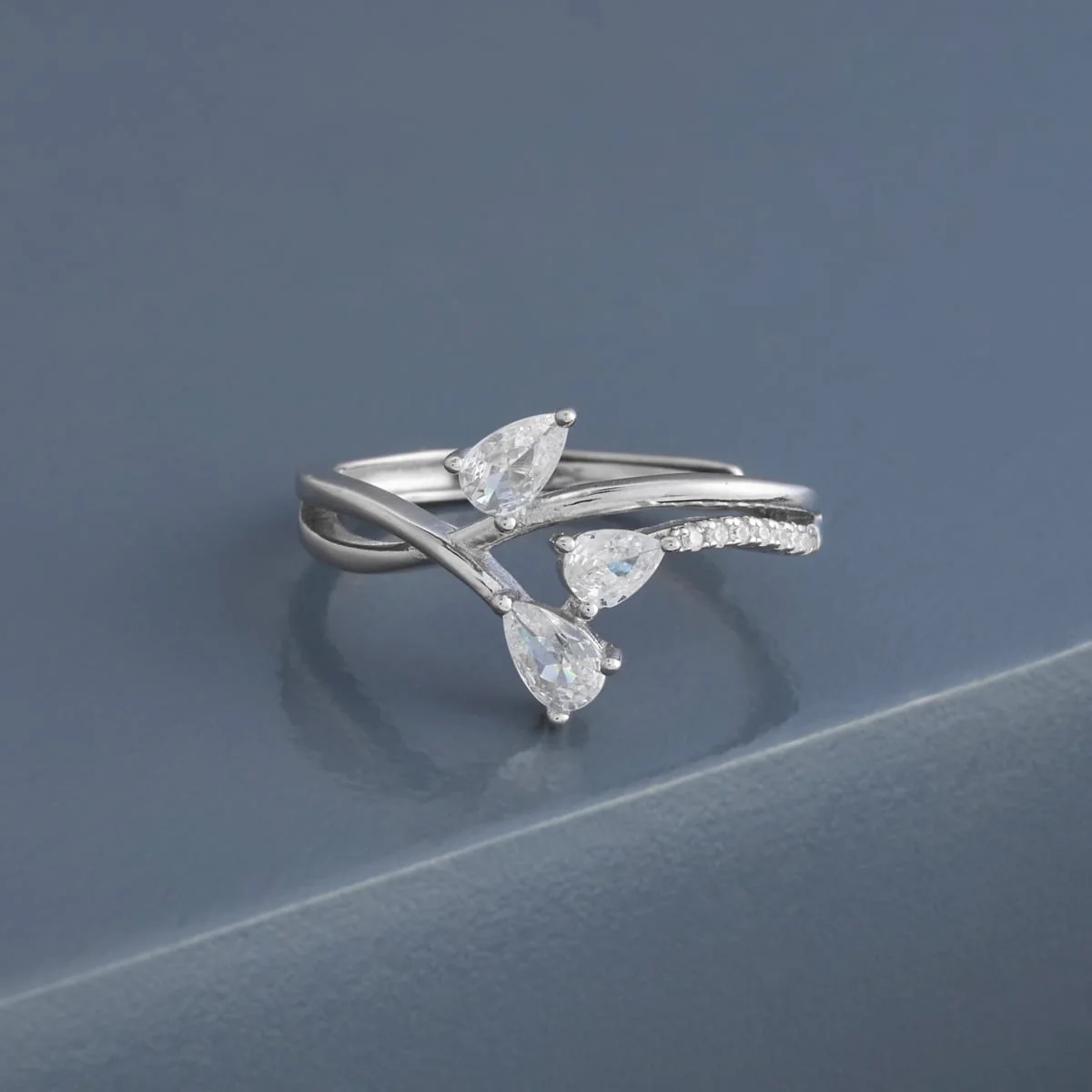 92.5 Silver Finger Ring 194858 - Image 6