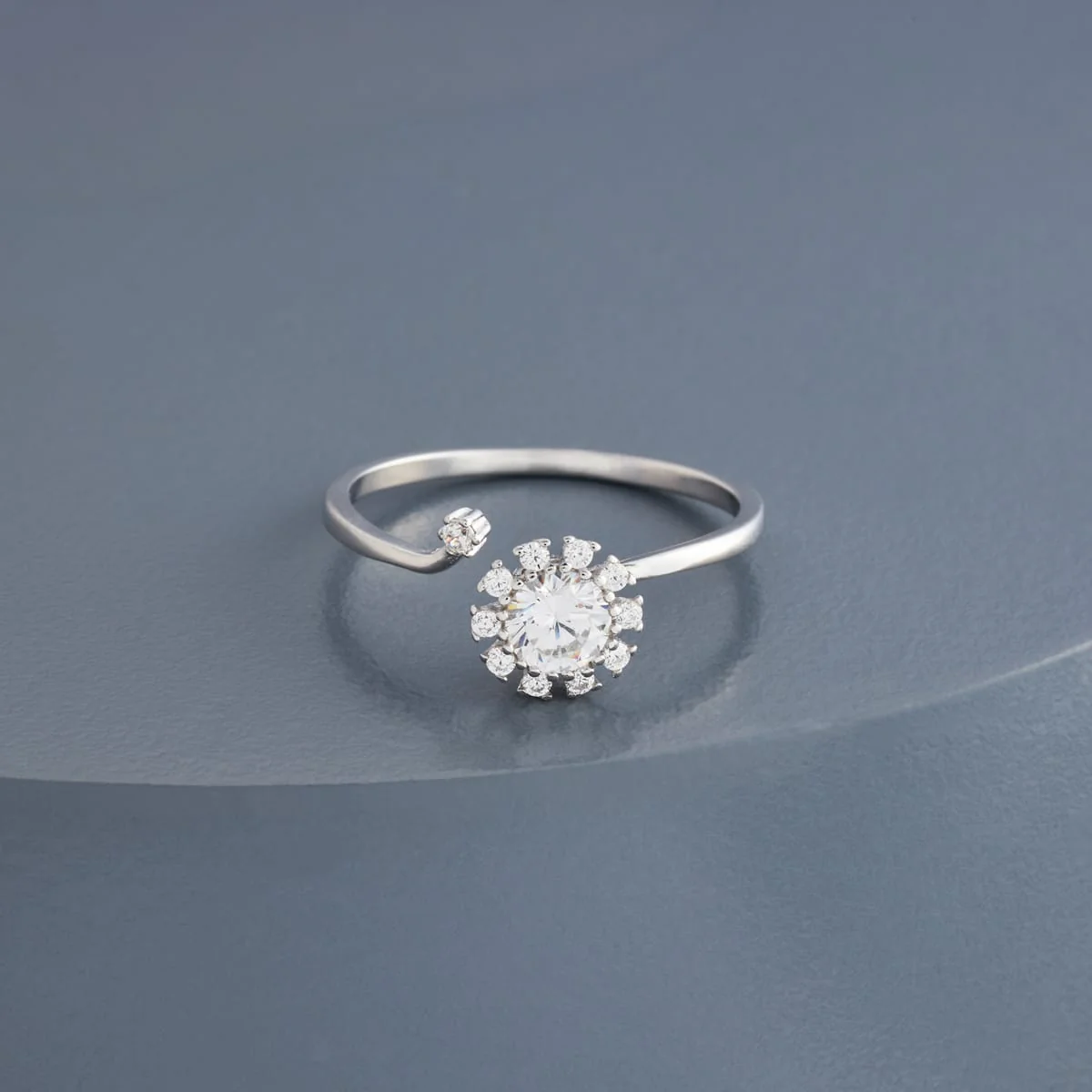 92.5 Silver Finger Ring 194901 - Image 6