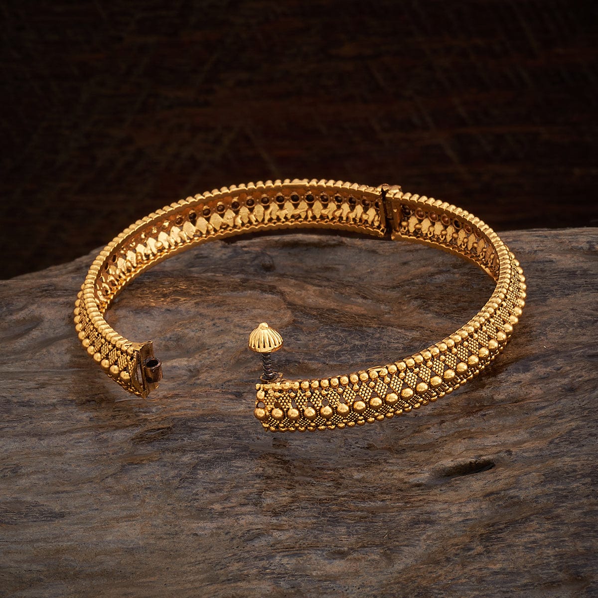 Antique Bangle 168659 - Image 3