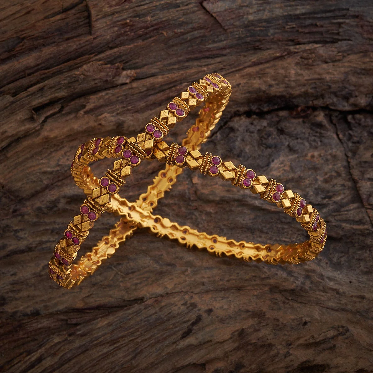 Antique Bangle 170789 - Image 6