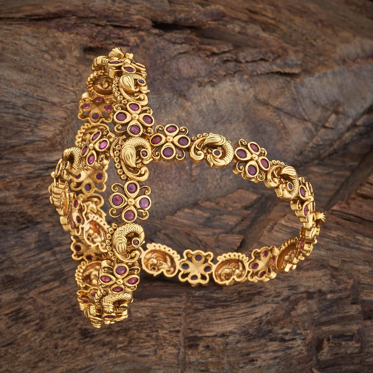 Antique Bangle 176927 - Image 6