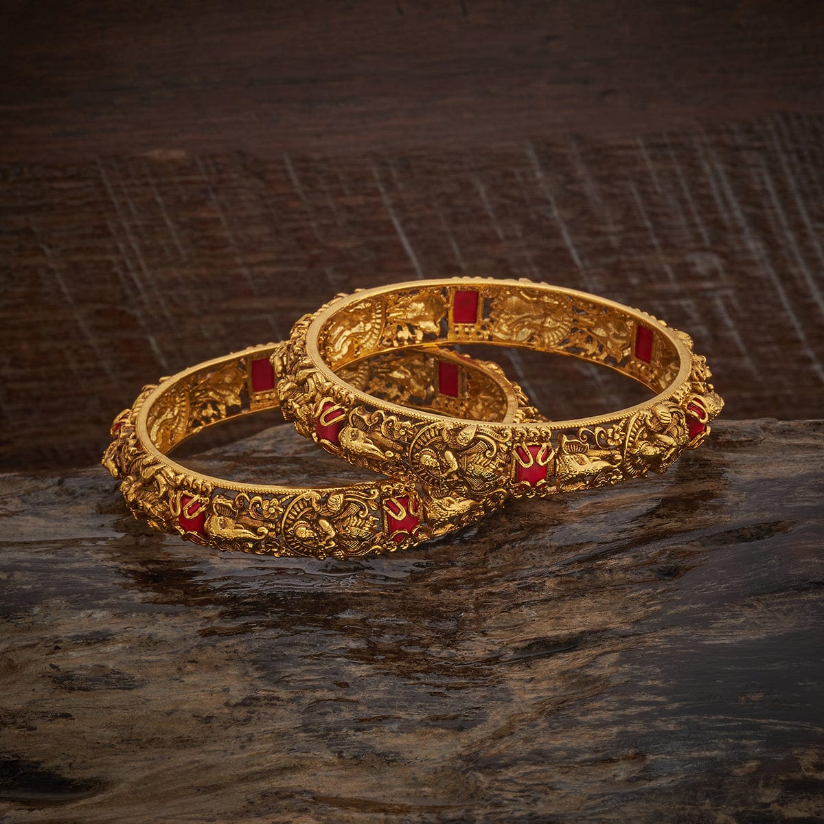 Antique Bangle 182510 - Image 4