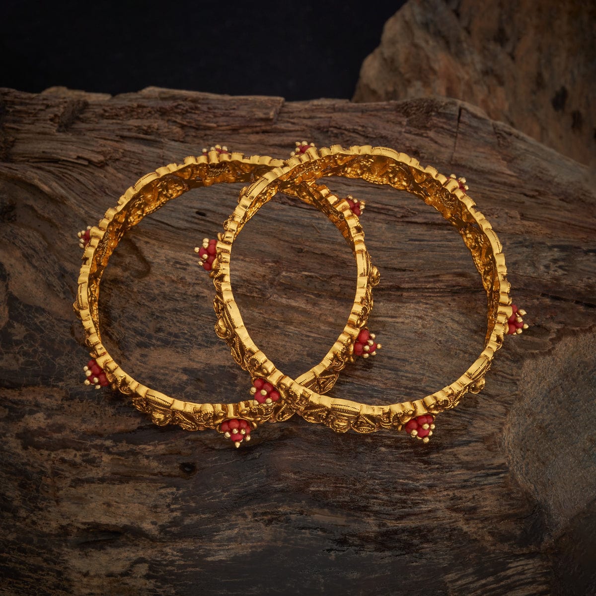 Antique Bangle 182511 - Image 3