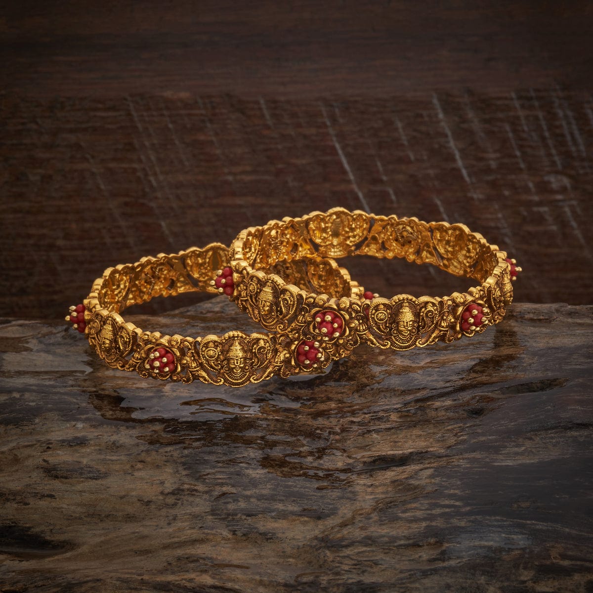 Antique Bangle 182511 - Image 4