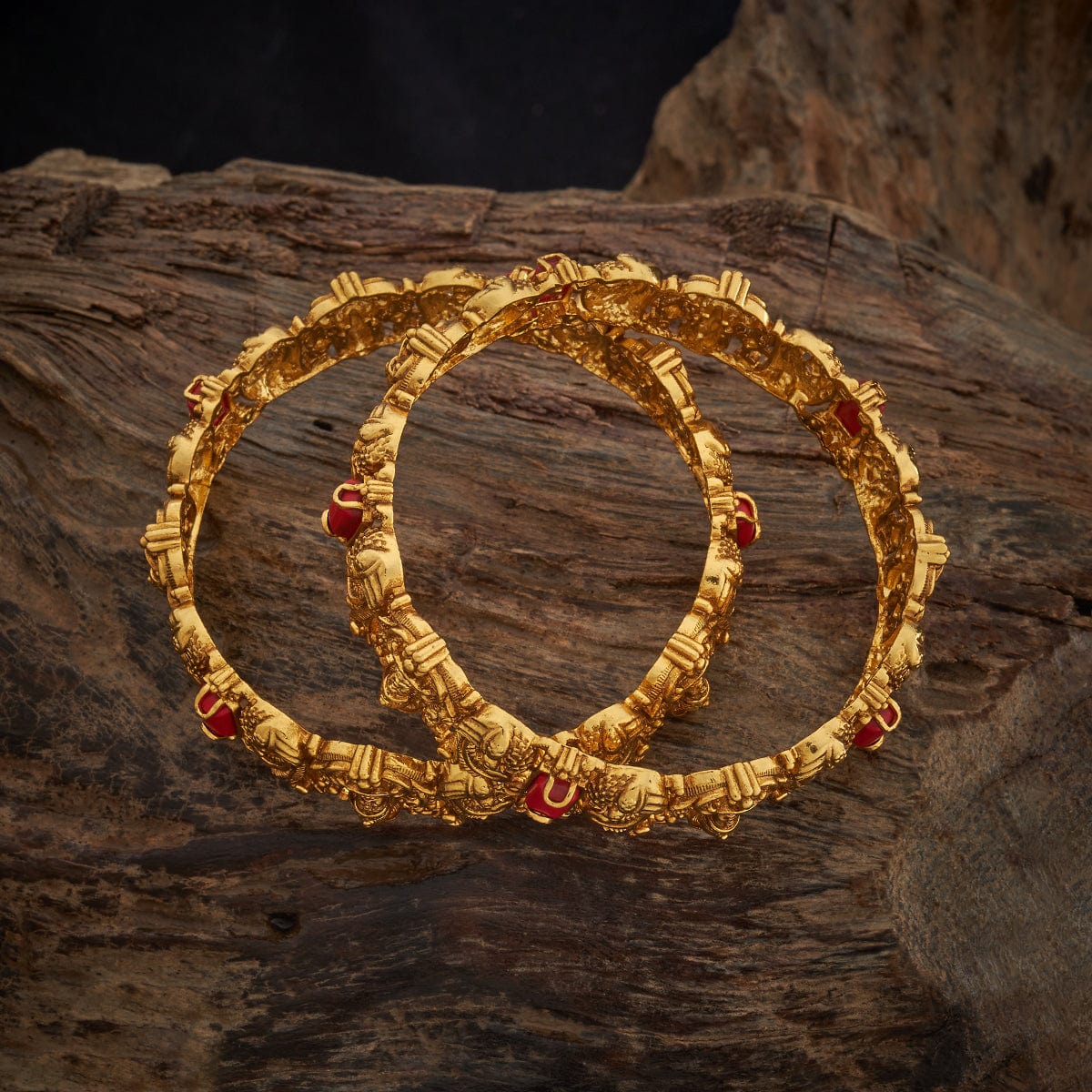 Antique Bangle 182512 - Image 3