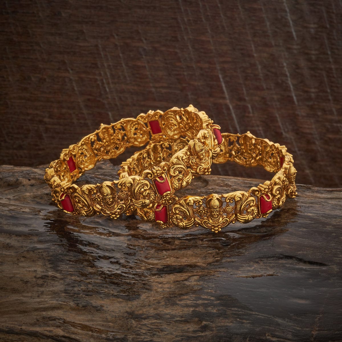 Antique Bangle 182512 - Image 4