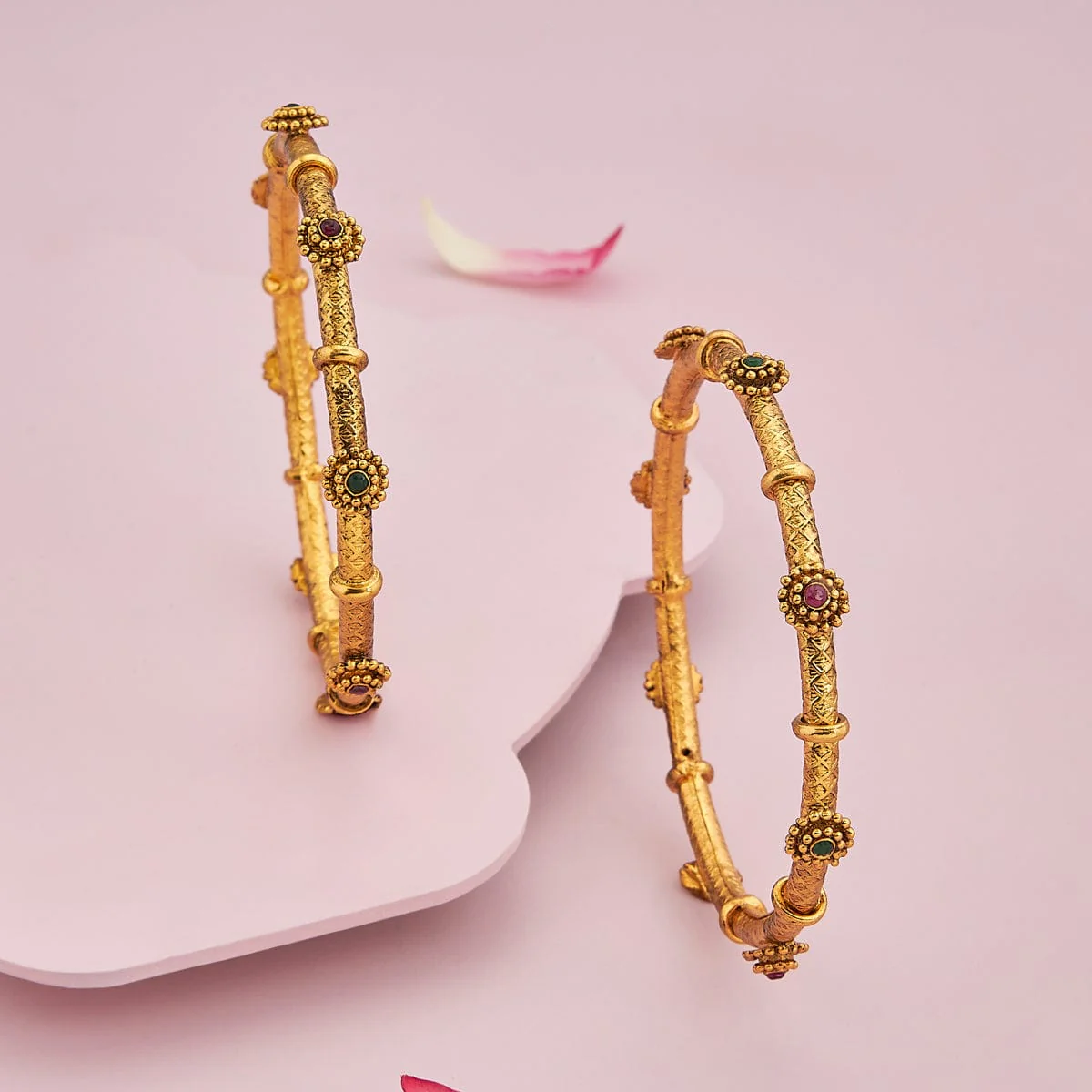 Antique Bangle 182604 - Image 2