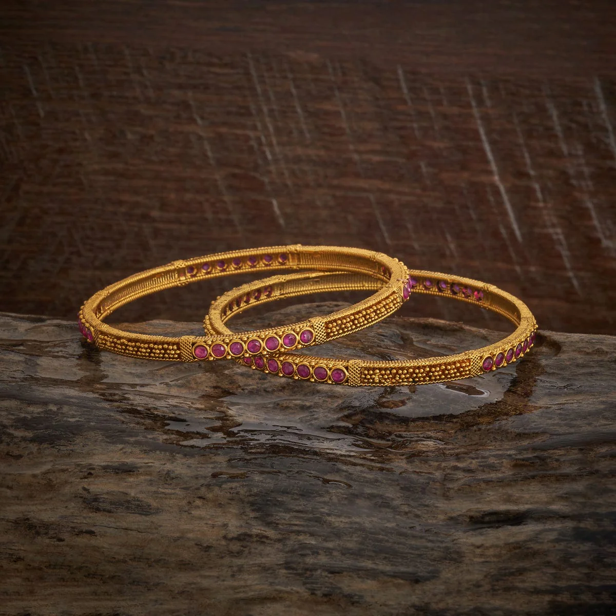 Antique Bangle 182607 - Image 4