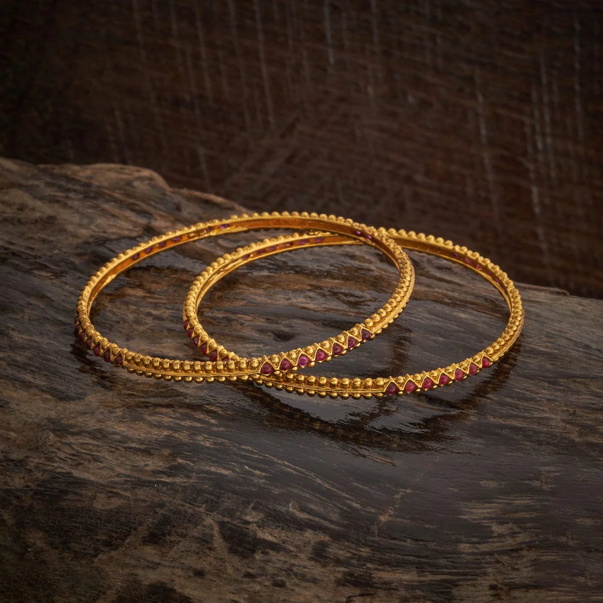 Antique Bangle 182608 - Image 4
