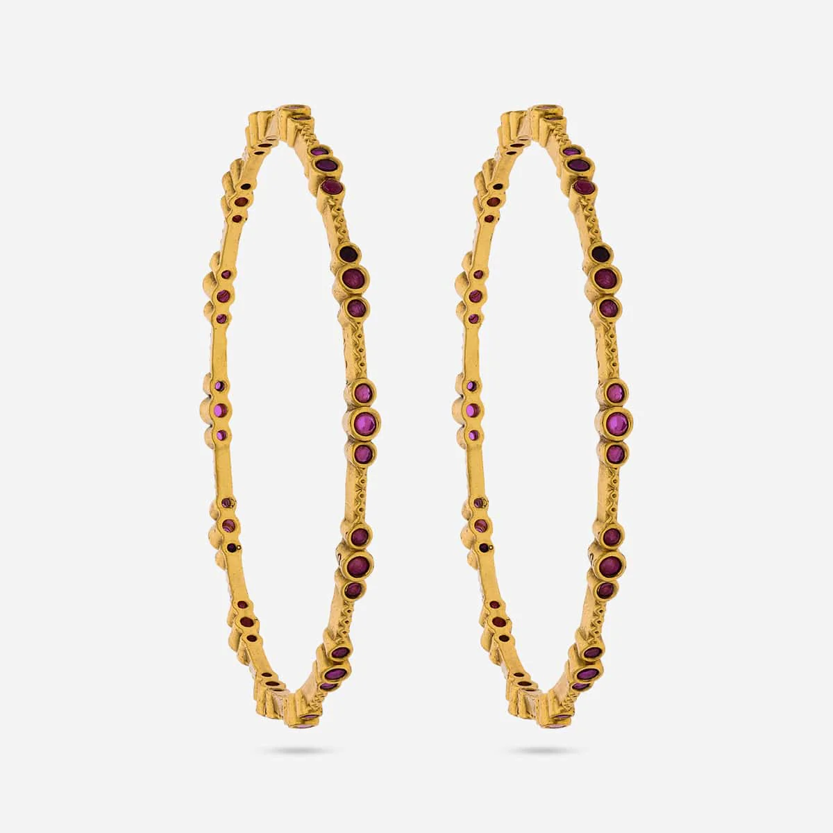 Antique Bangle 183325 - Image 5