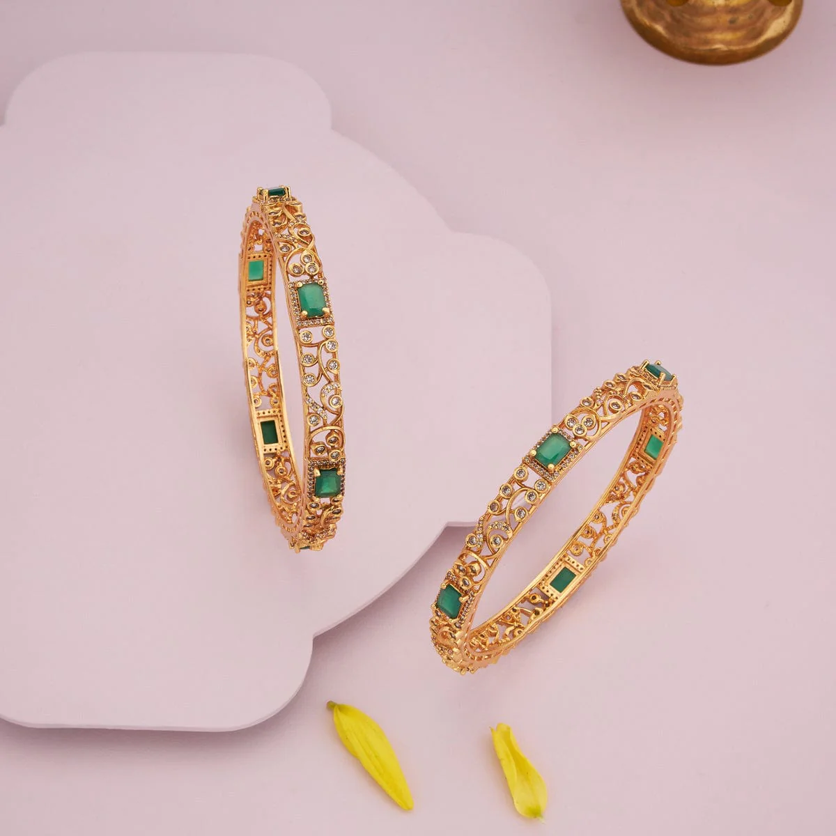 Antique Bangle 184544 - Image 7