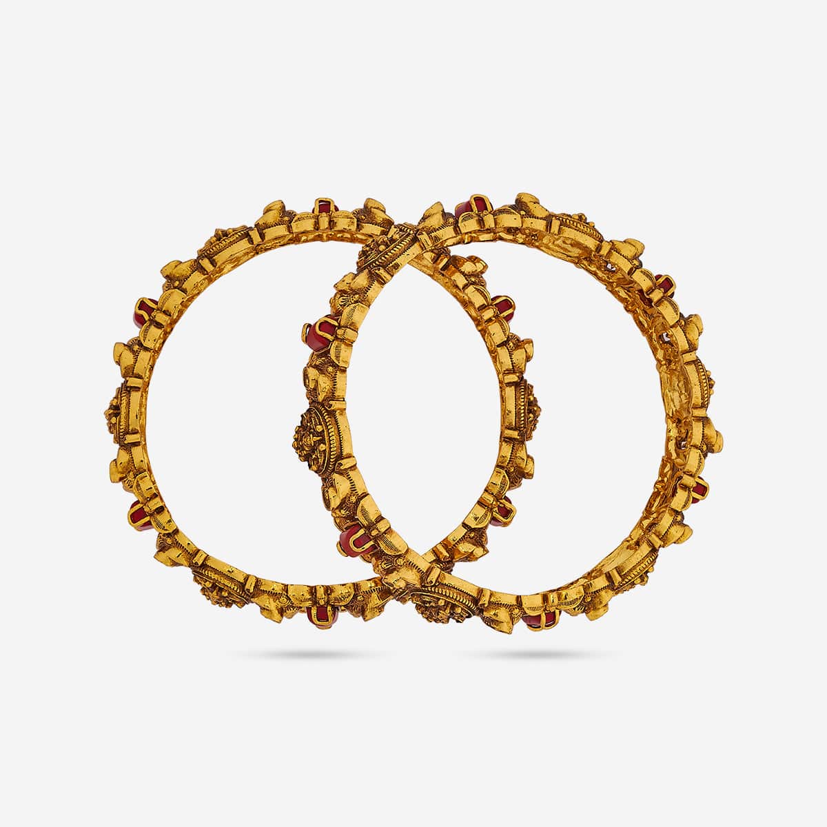 Antique Bangle 185109 - Image 4