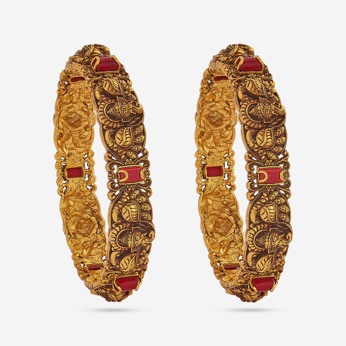 Antique Bangle 185110 - Image 4