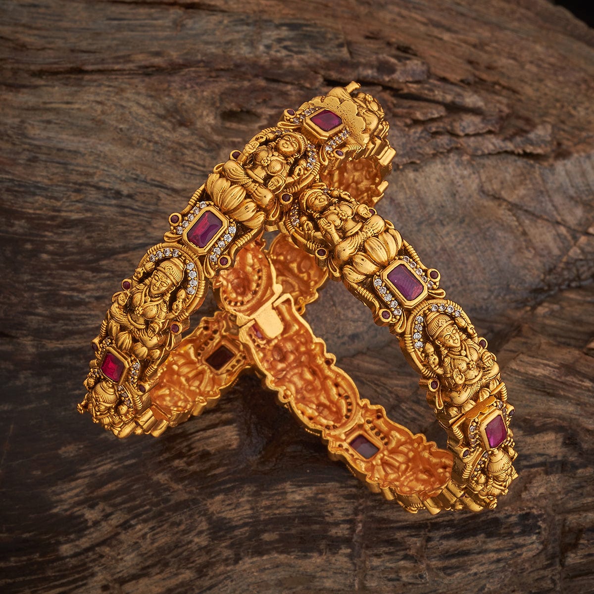 Antique Bangle 185525 - Image 5