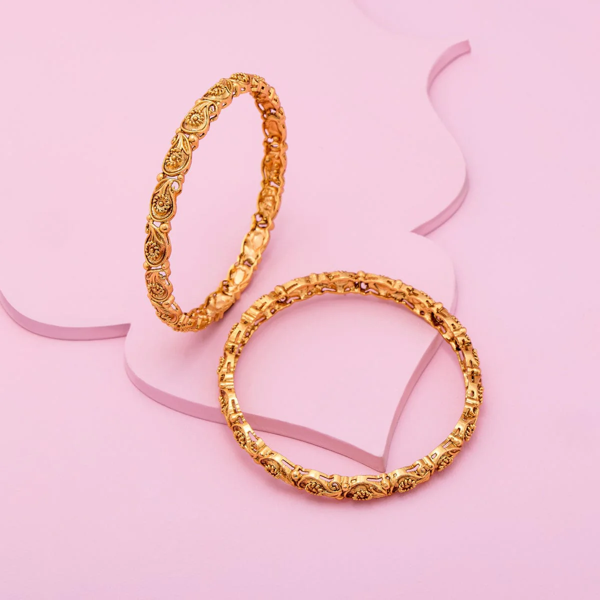Antique Bangle 186555 - Image 2