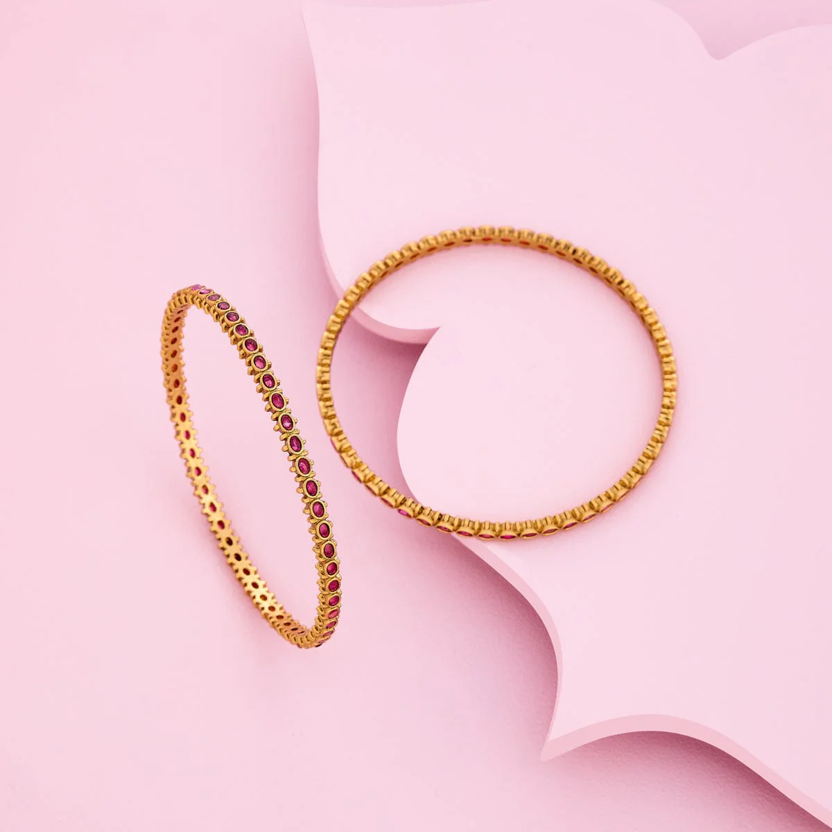 Antique Bangle 186658 - Image 2