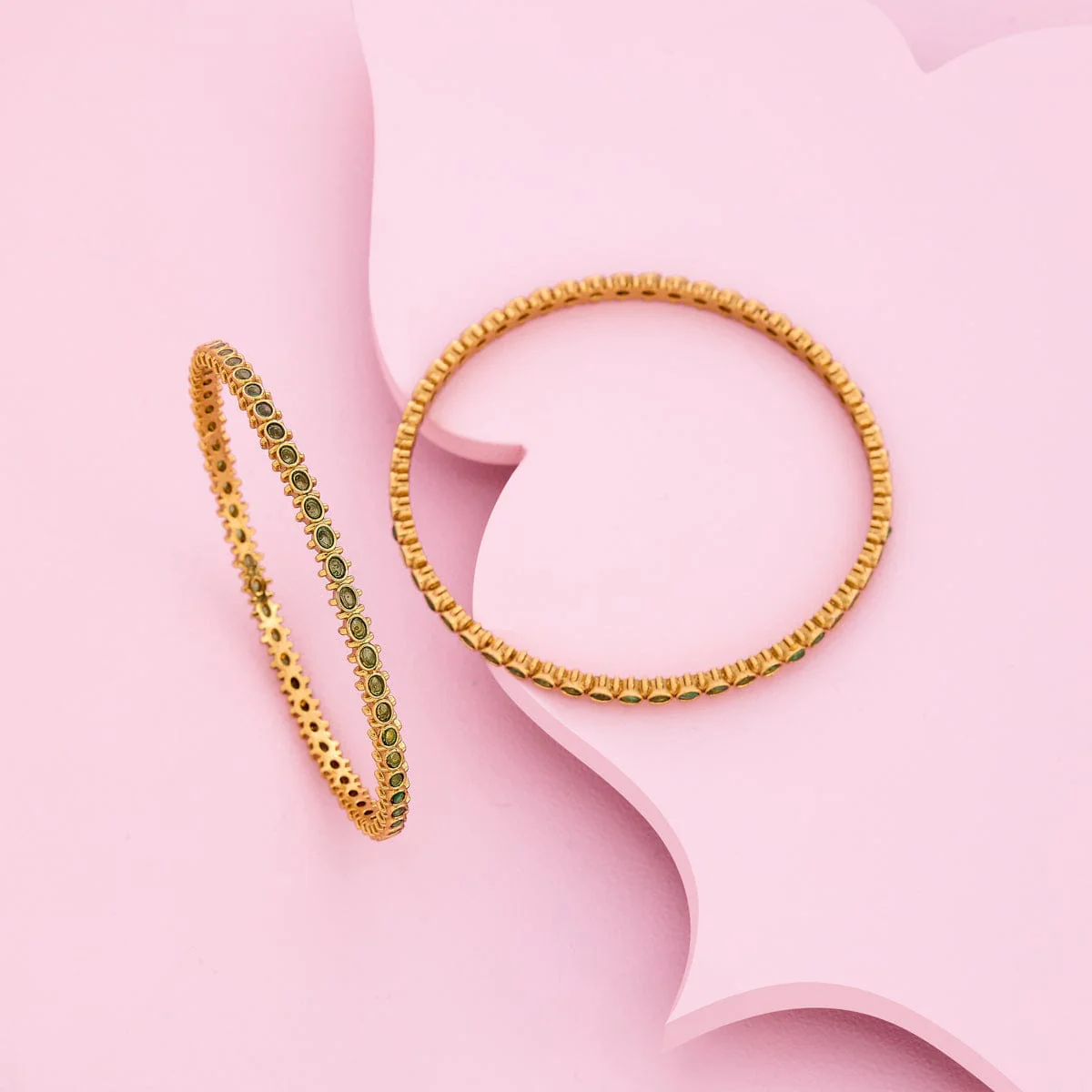 Antique Bangle 186658 - Image 7