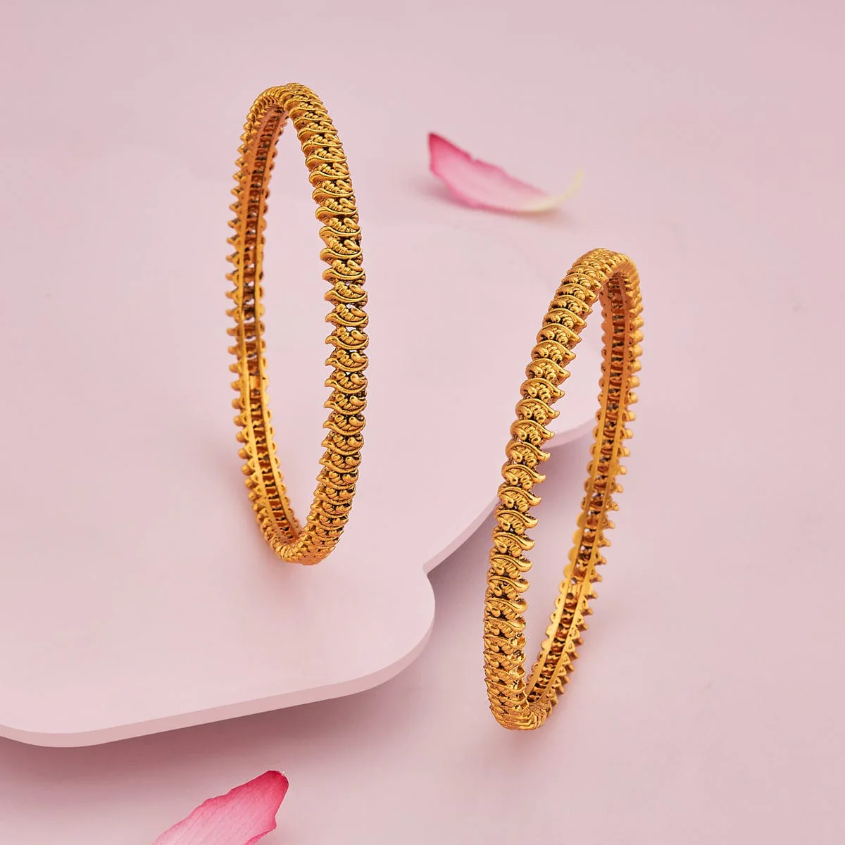 Antique Bangle 186712 - Image 2