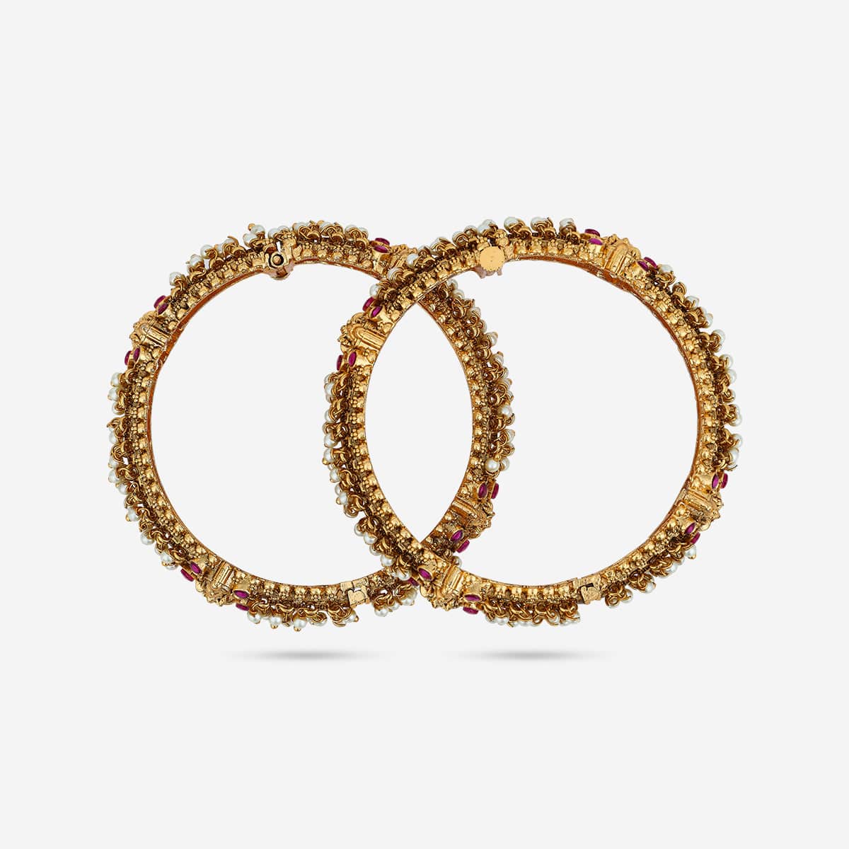 Antique Bangle 187080 - Image 4