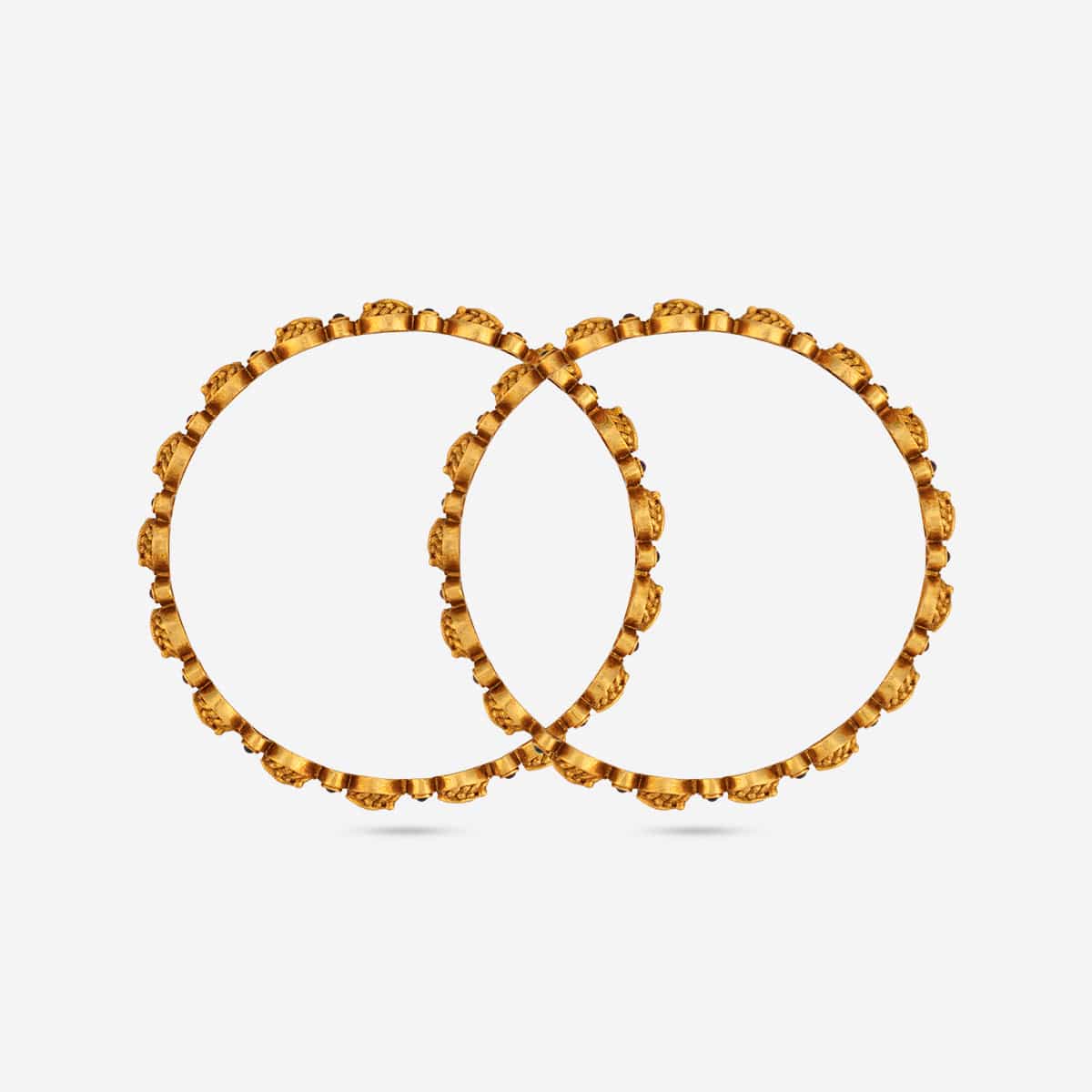 Antique Bangle 187988 - Image 3