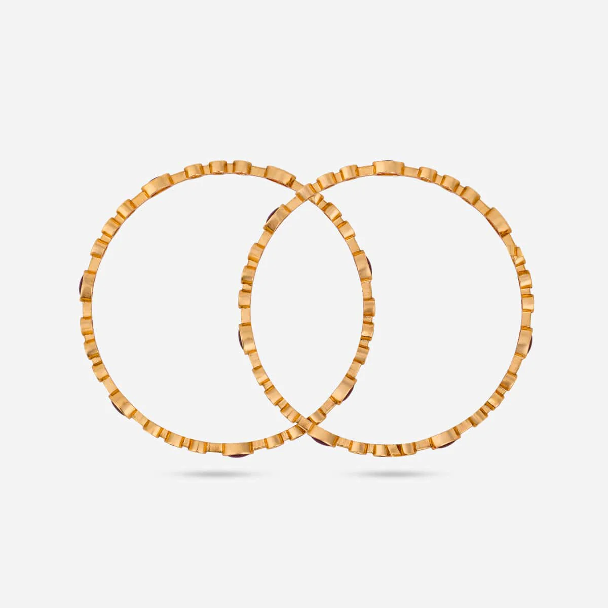 Antique Bangle 188044 - Image 3