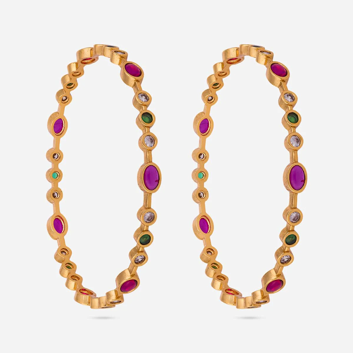 Antique Bangle 188044 - Image 4