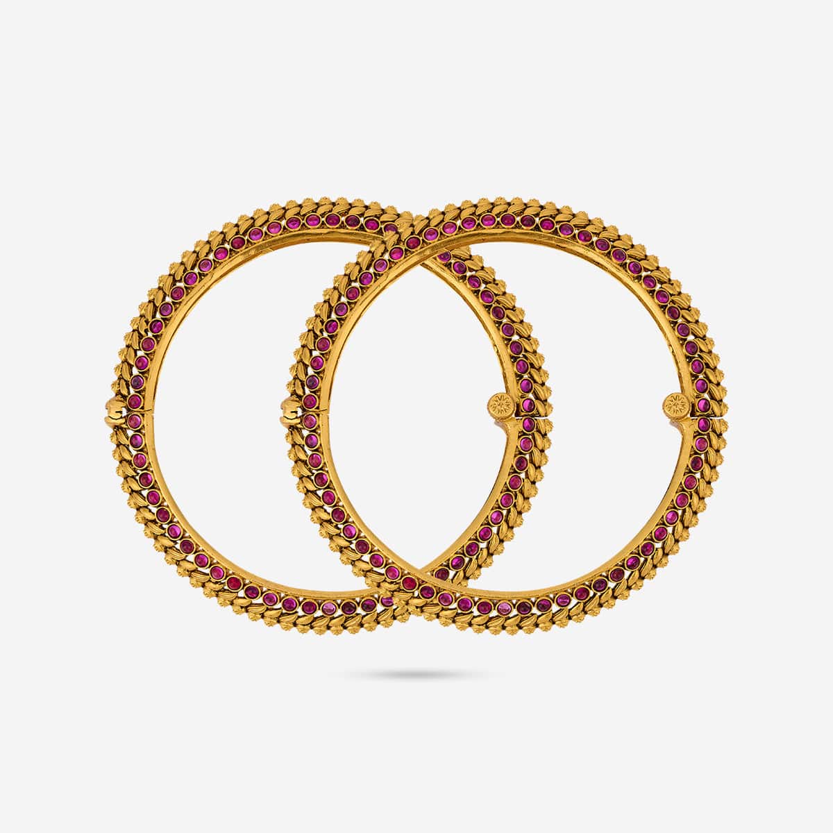Antique Bangle 188701 - Image 4