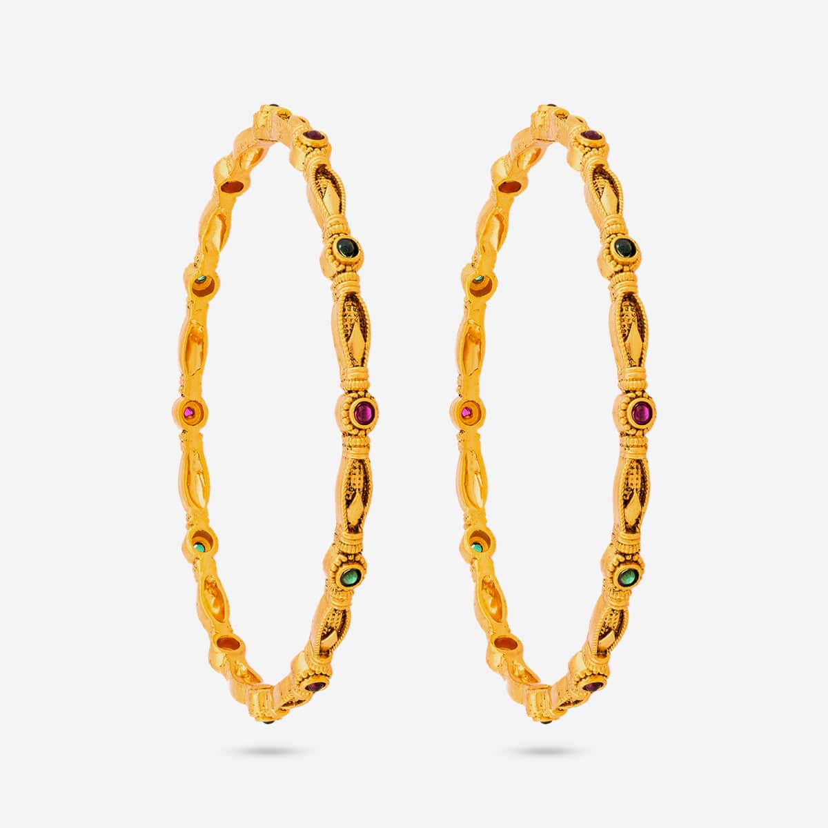 Antique Bangle 188702 - Image 4