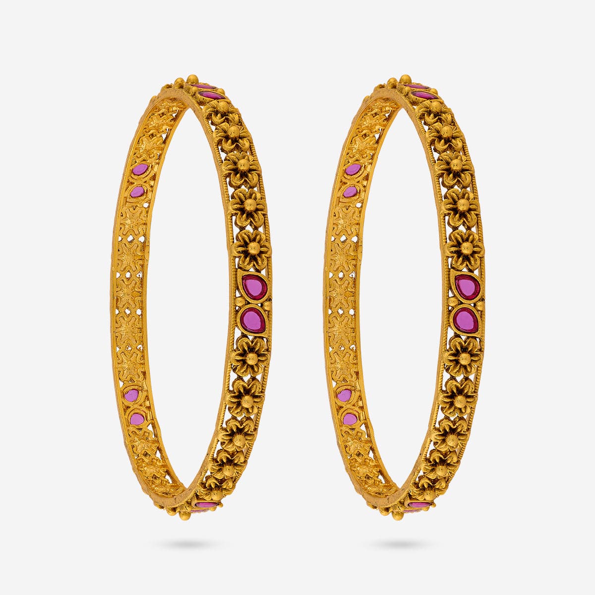 Antique Bangle 189062 - Image 4