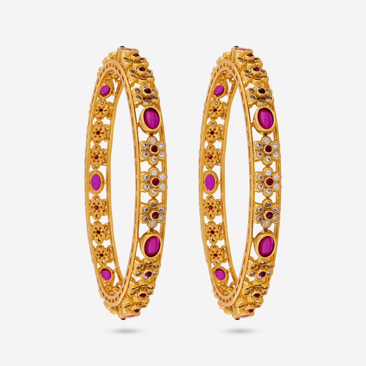 Antique Bangle 190287 - Image 4