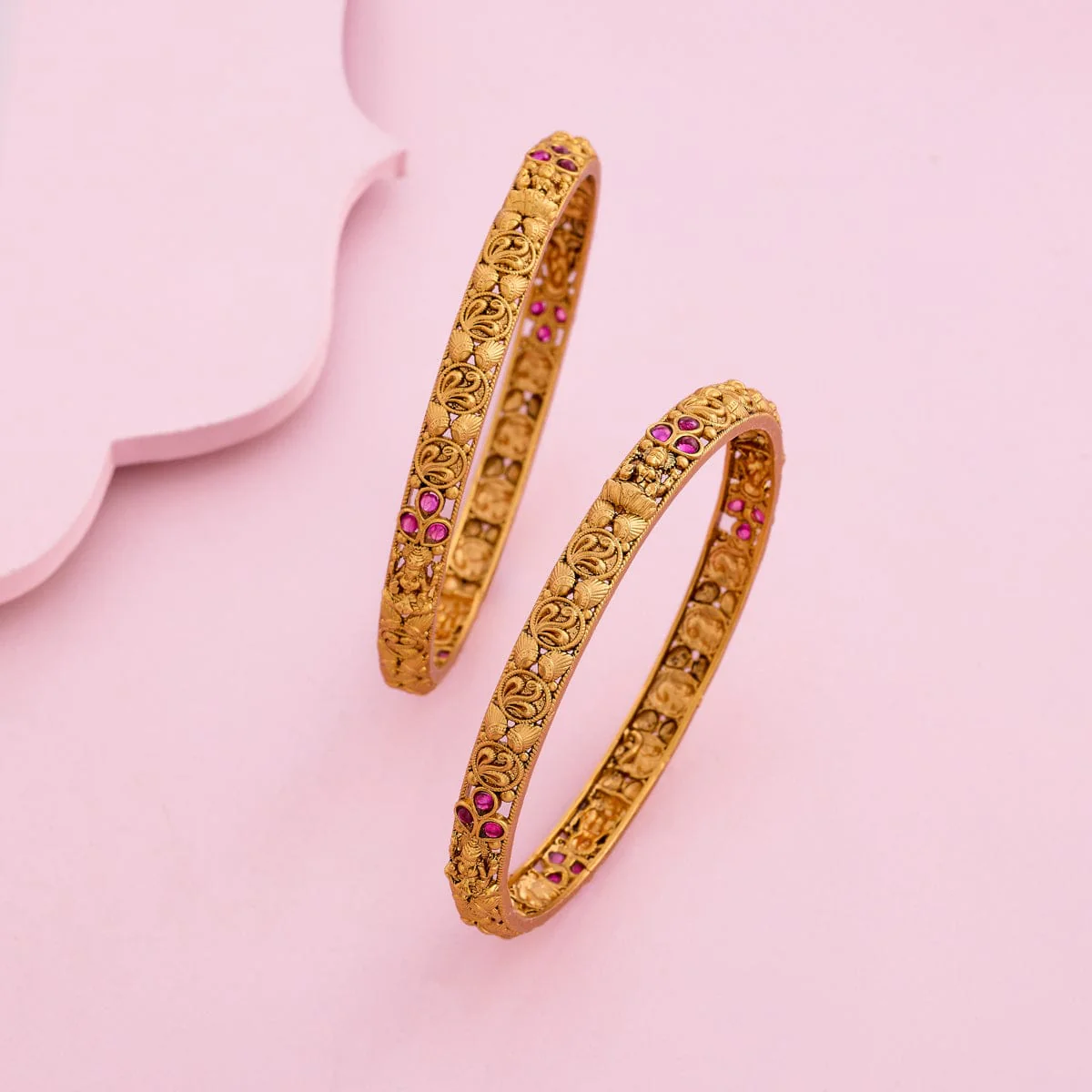 Antique Bangle 190641 - Image 2
