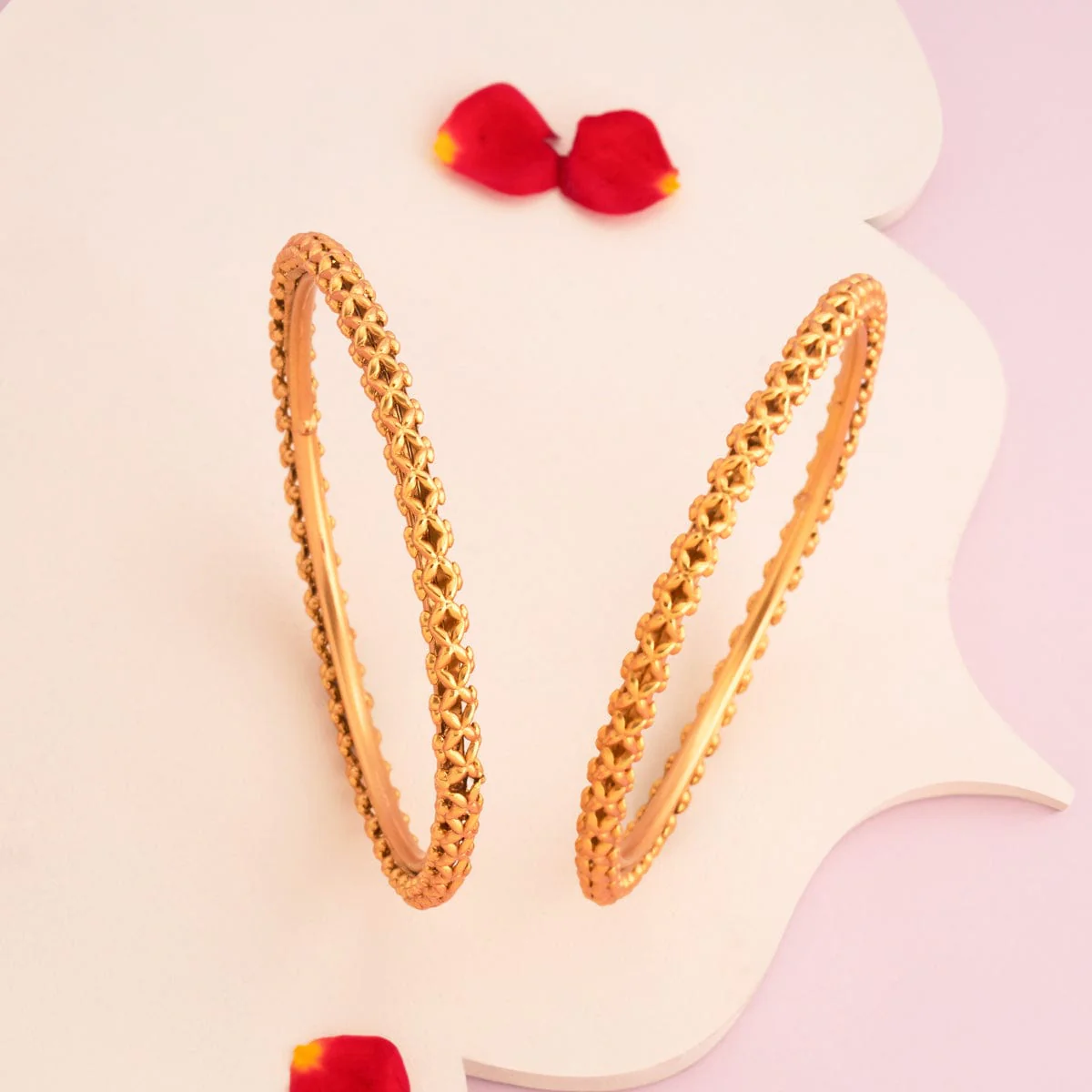 Antique Bangle 190643 - Image 2