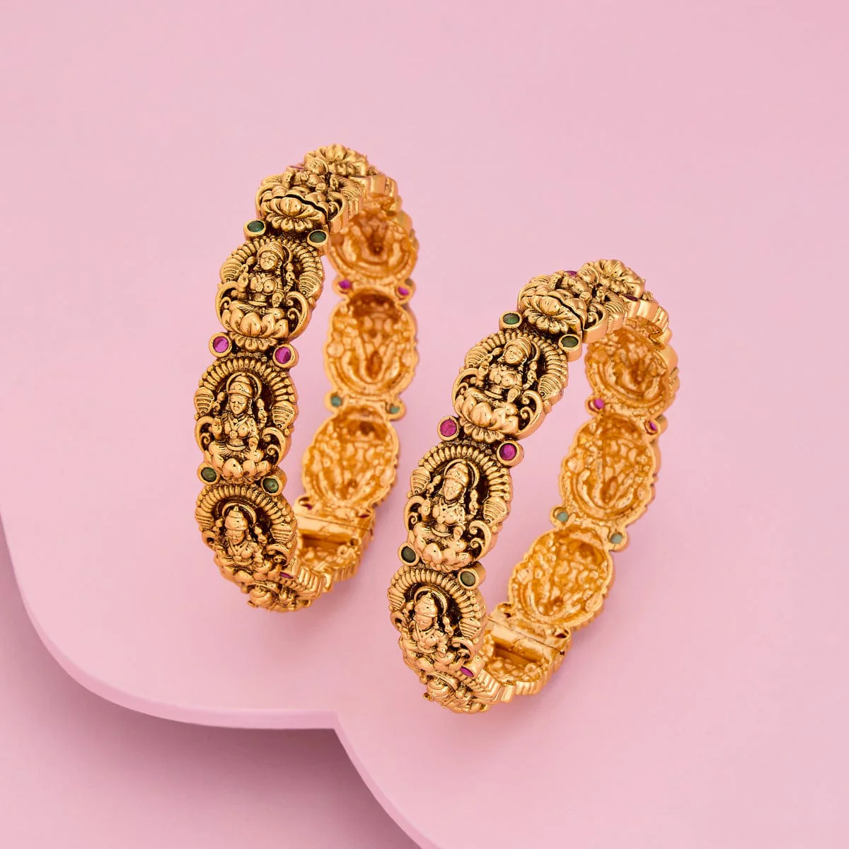 Antique Bangle 191642 - Image 2