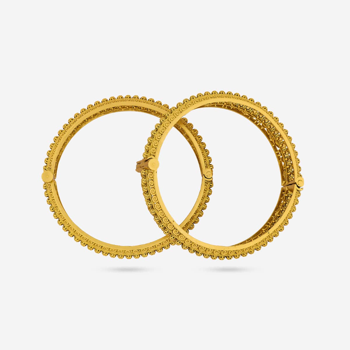 Antique Bangle 192261 - Image 4