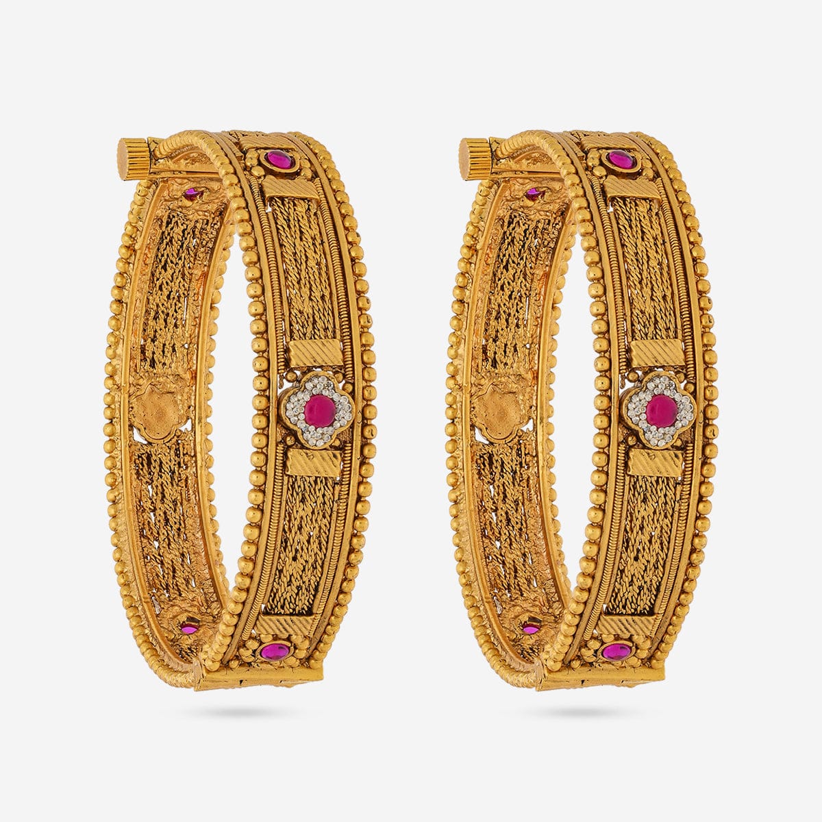 Antique Bangle 193661 - Image 5