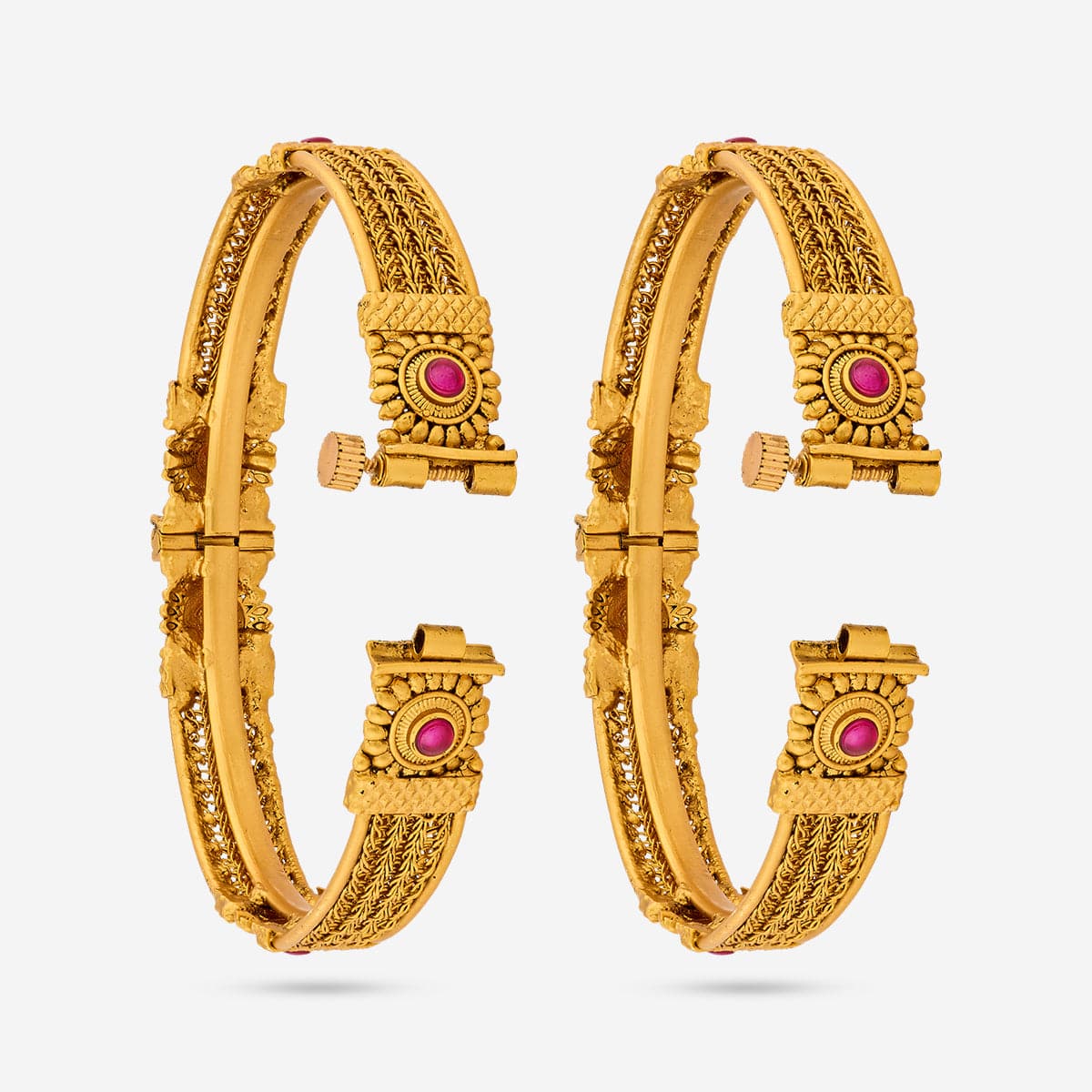 Antique Bangle 193662 - Image 3