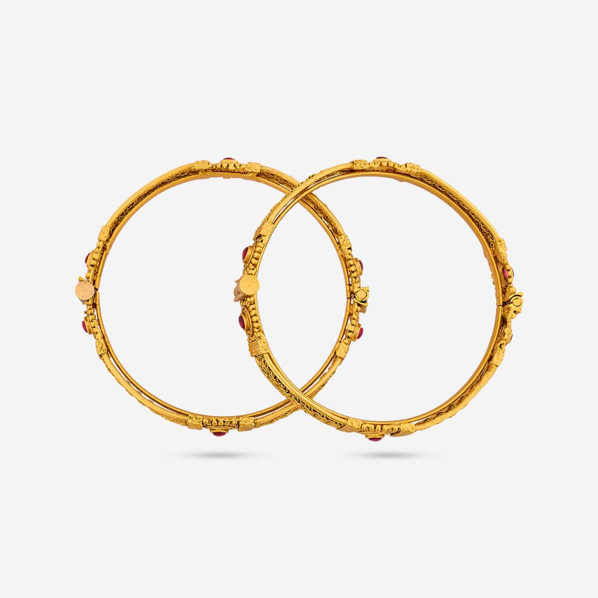 Antique Bangle 193662 - Image 4