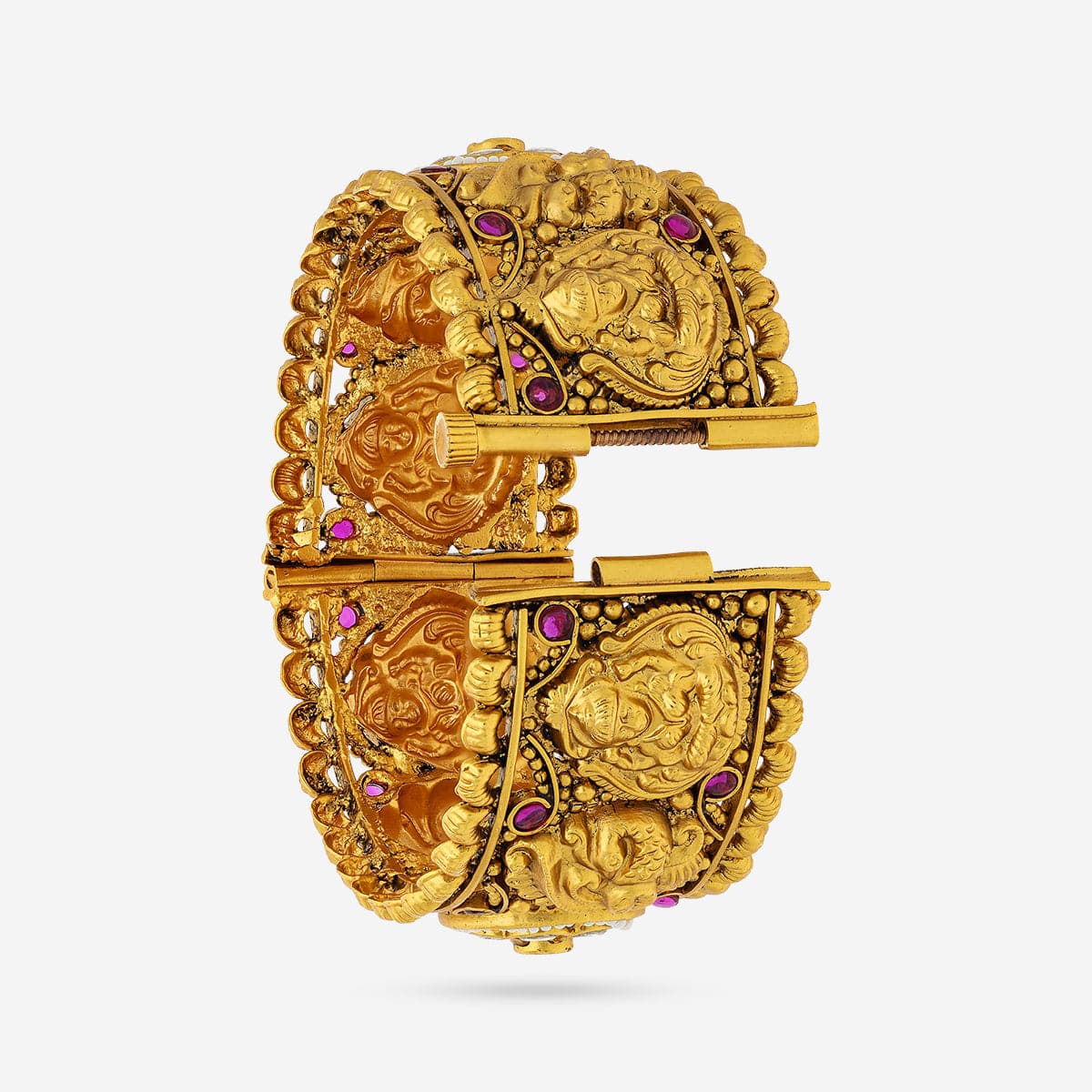 Antique Bangle 193971 - Image 4