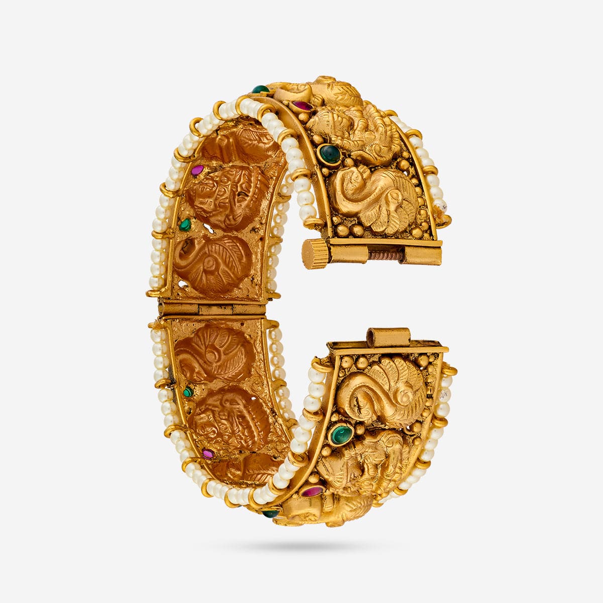 Antique Bangle 193972 - Image 4