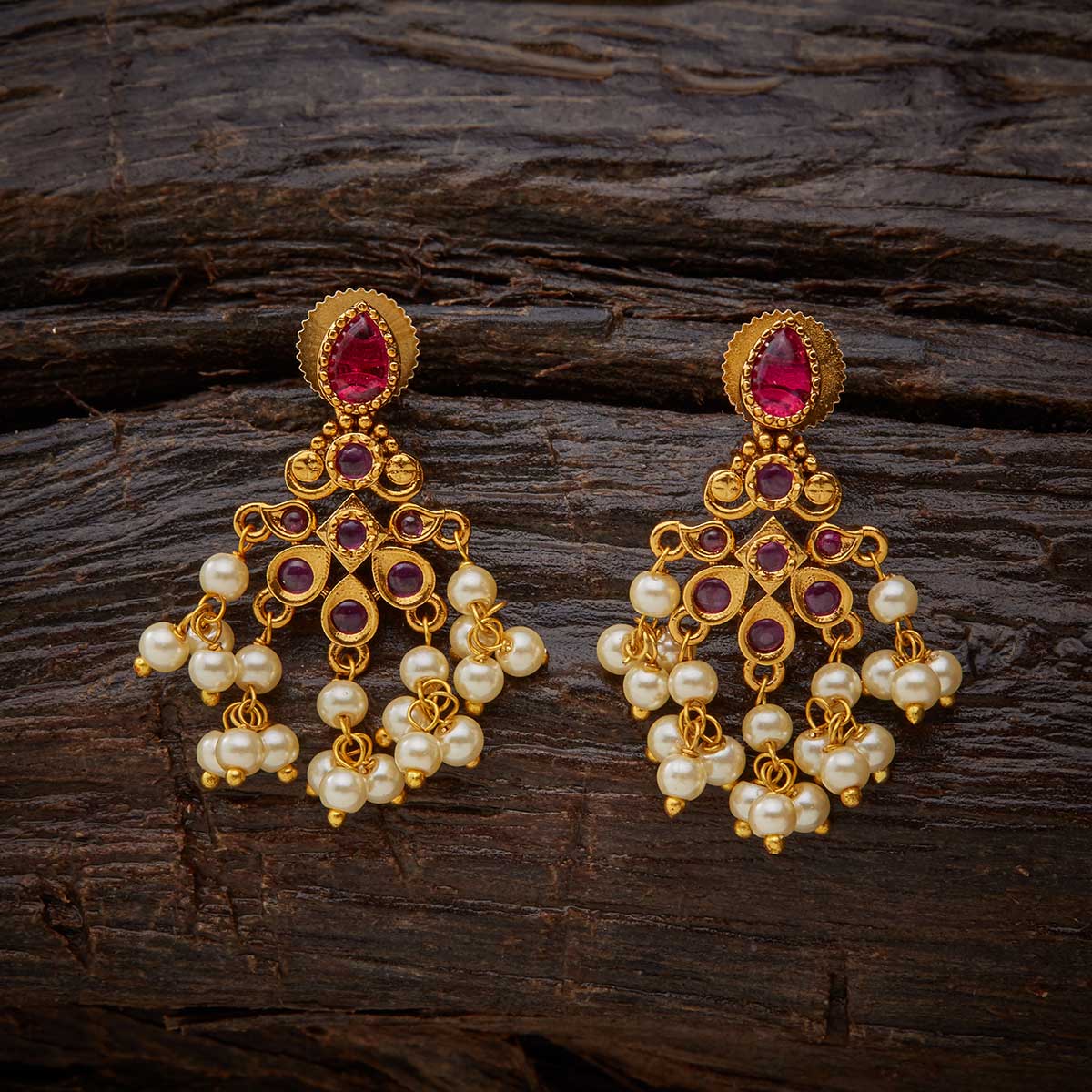 Antique Earring 138991 - Image 3