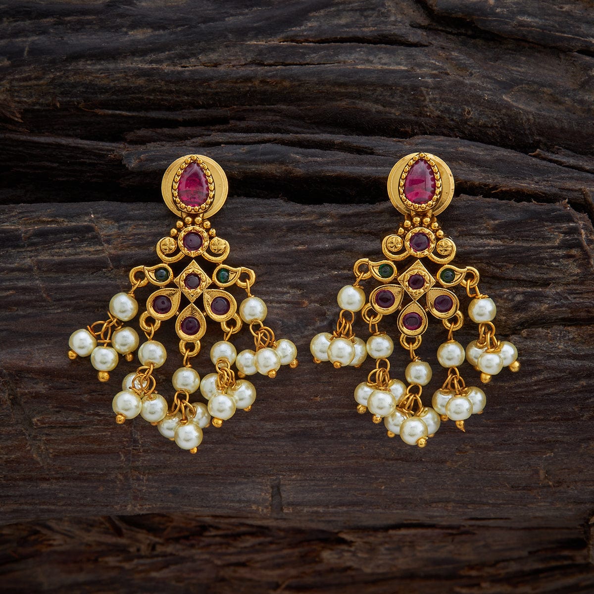 Antique Earring 138991 - Image 4