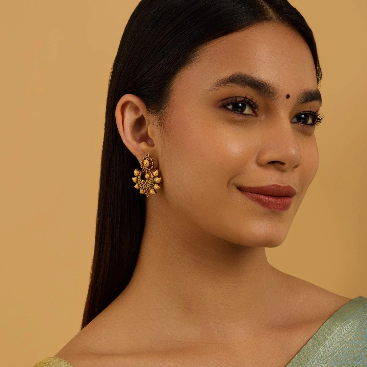 Antique Earring 180529 - Image 2